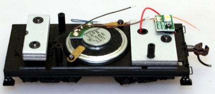 Tender Chassis w/ Speaker,Weight,PCB & LED Board (HO Alco 2-6-0)